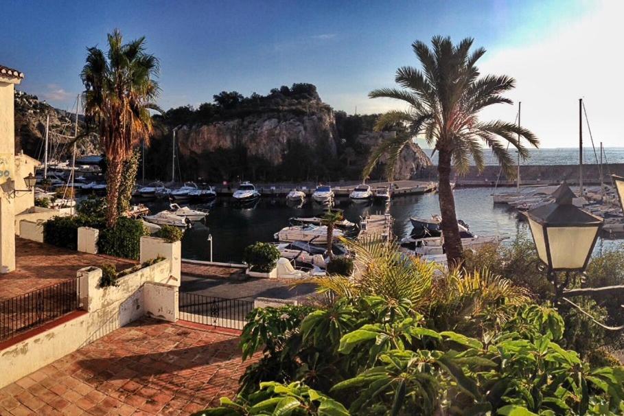 Vistas Al Mar Marina Del Este Almuñécar Exterior foto